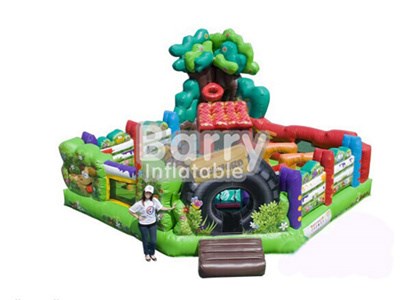 Duable PVC House Shaple Jungle Inflatable Child Playground With Warranty BY-IP-072